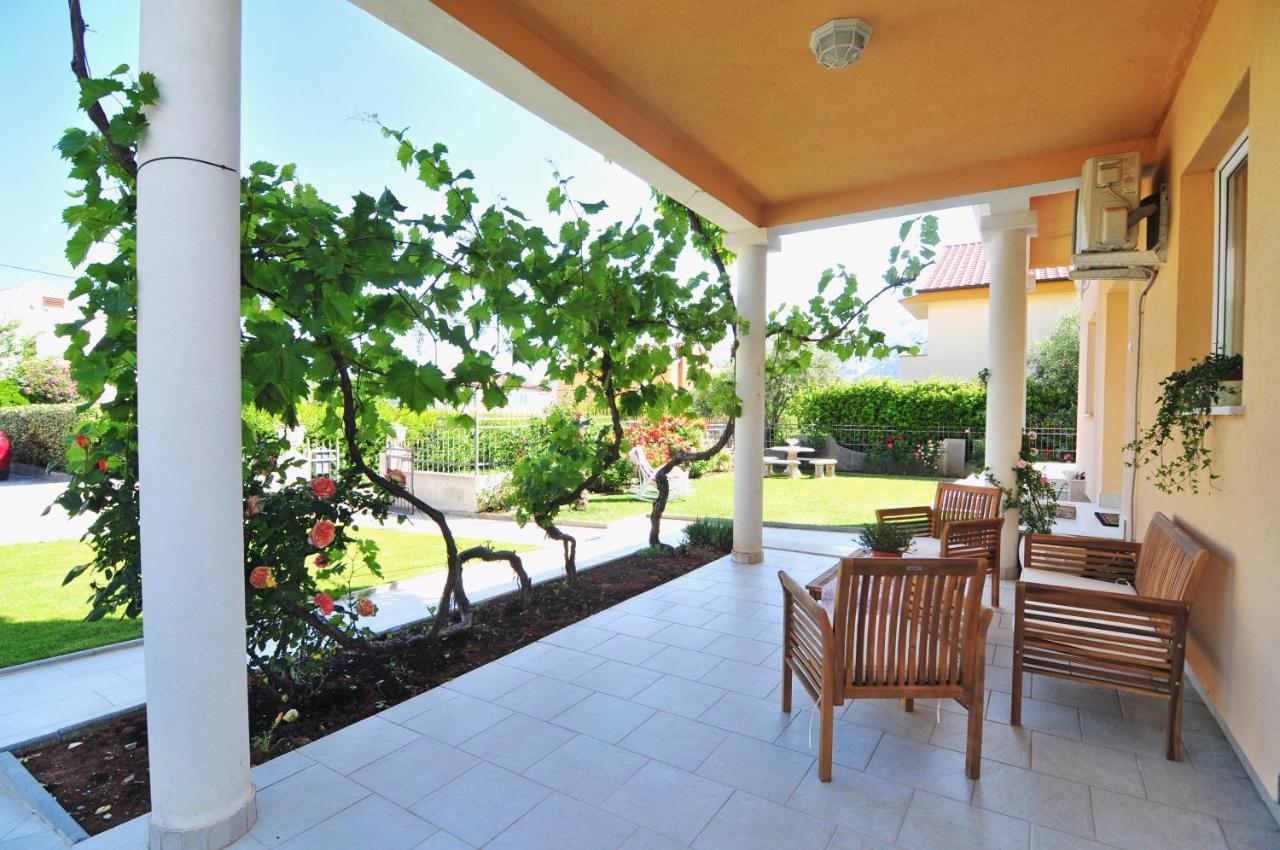 Villa Schober Baška Exteriör bild