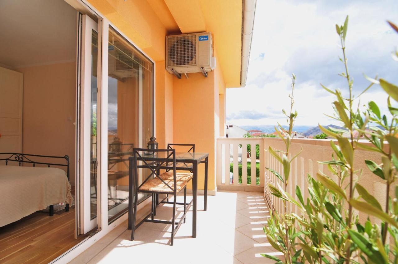 Villa Schober Baška Exteriör bild